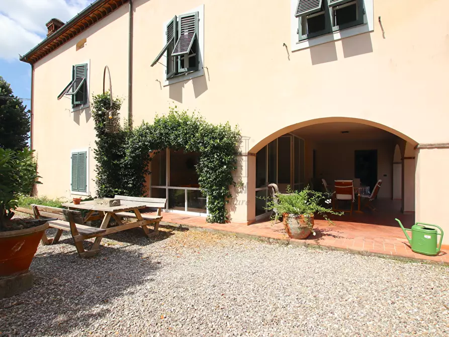 Immagine 7 di Villa in vendita  in Via di segromigno a Capannori