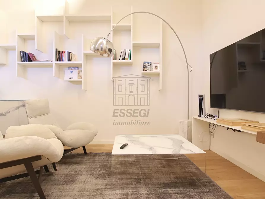 Immagine 10 di Appartamento in vendita  in Via del Portico 13 a Lucca