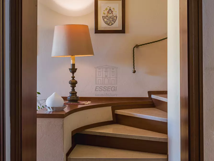 Immagine 22 di Villa in vendita  in Via Castruccio Buonamici a Lucca