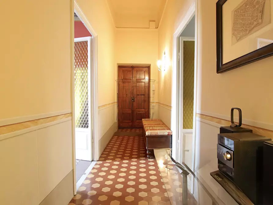 Immagine 8 di Appartamento in vendita  in Piazzale Boccherini 31 a Lucca
