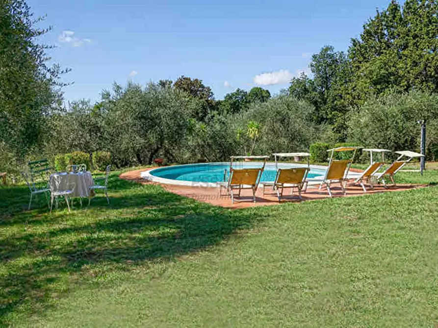 Immagine 4 di Rustico / casale in vendita  in Via Poggio Baldino l' a Altopascio