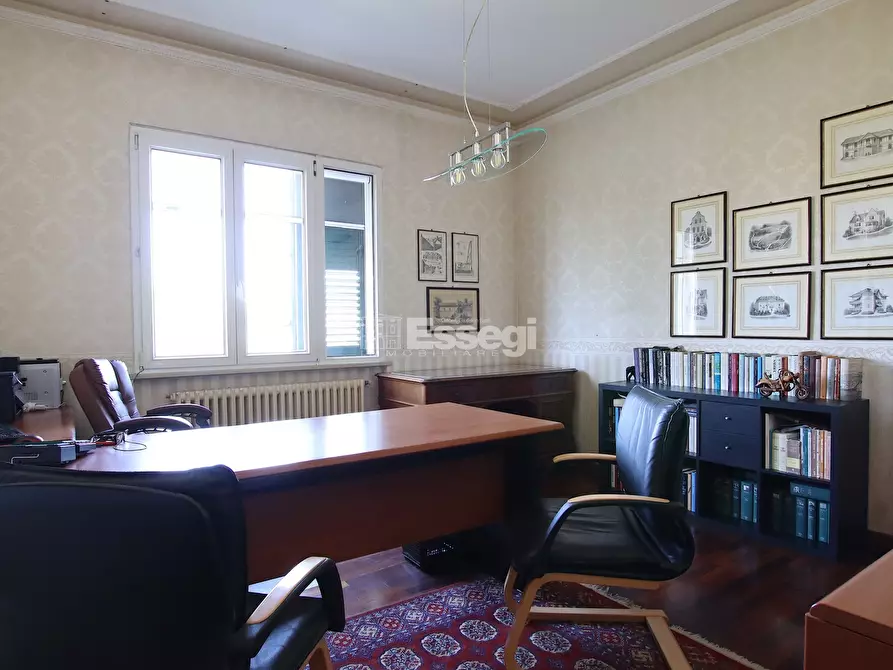 Immagine 17 di Villa in vendita  in Via del Parco 49 a Capannori