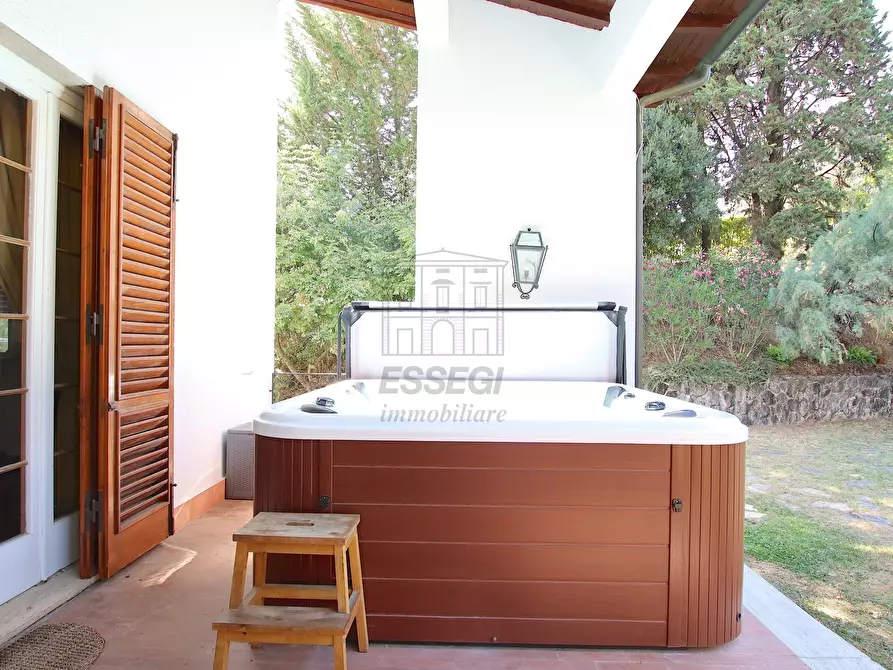Immagine 48 di Villa in vendita  in Via dei Poveri Vecchi 749 a Lucca