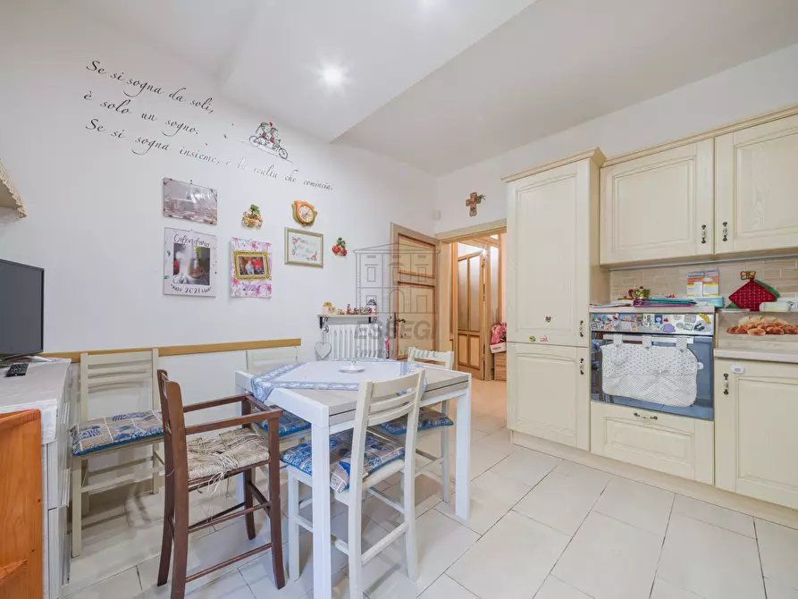 Immagine 12 di Villa in vendita  in Via delle Scuole 38 a Lucca