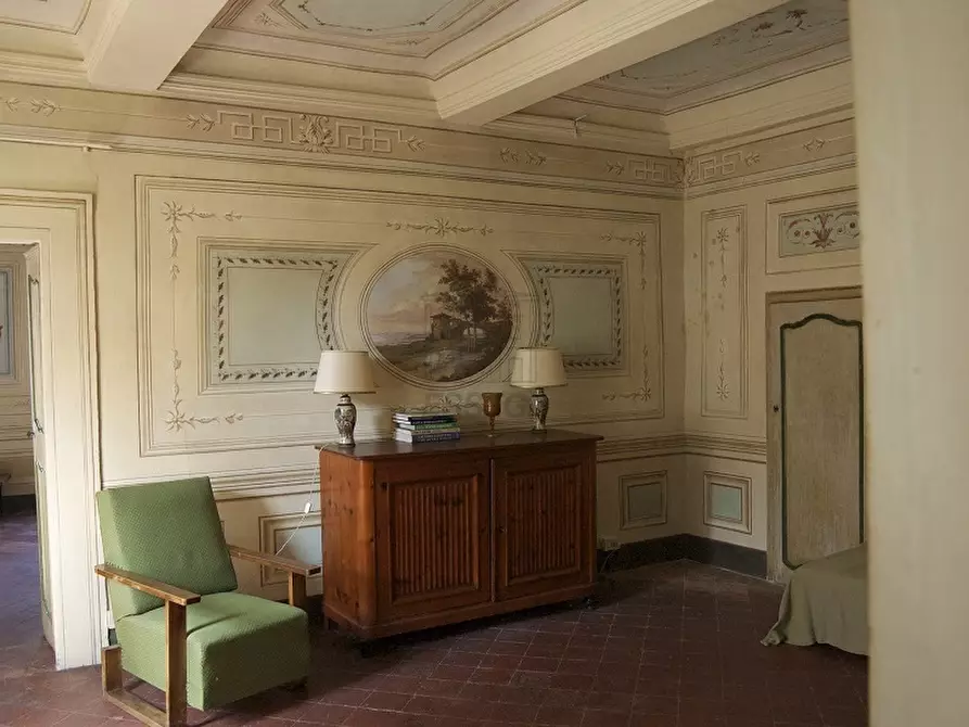 Immagine 21 di Rustico / casale in vendita  in Via di matraia a Lucca