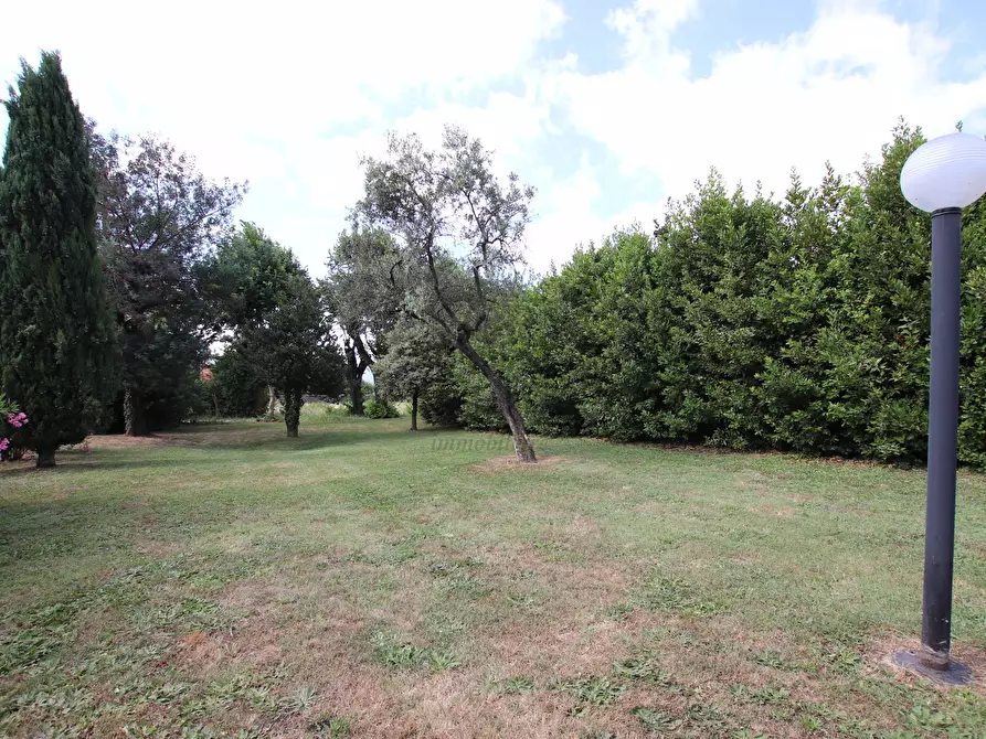 Immagine 79 di Villa in vendita  in Via di segromigno a Capannori