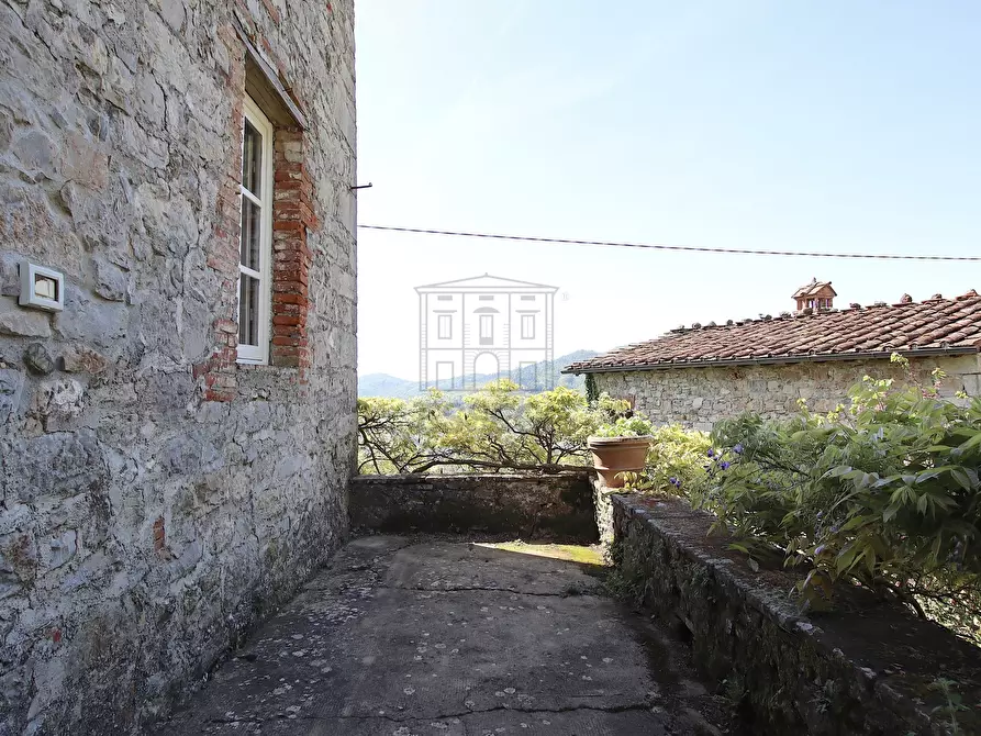 Immagine 23 di Rustico / casale in vendita  in S.v. di Partigliano 11/A a Lucca