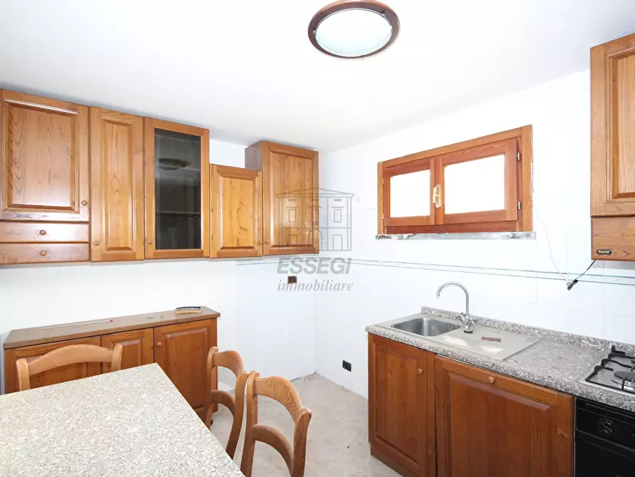 Immagine 9 di Villa in vendita  in via delle foreste a Lucca