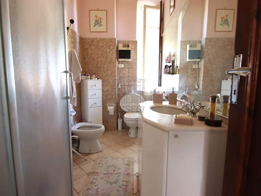 Immagine 16 di Villa in vendita  in Via Traversa di Parezzana 1 a Capannori