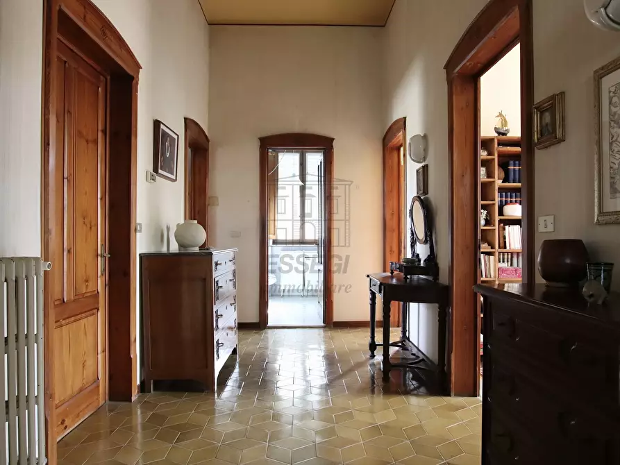 Immagine 27 di Villa in vendita  in Via Roma a Porcari