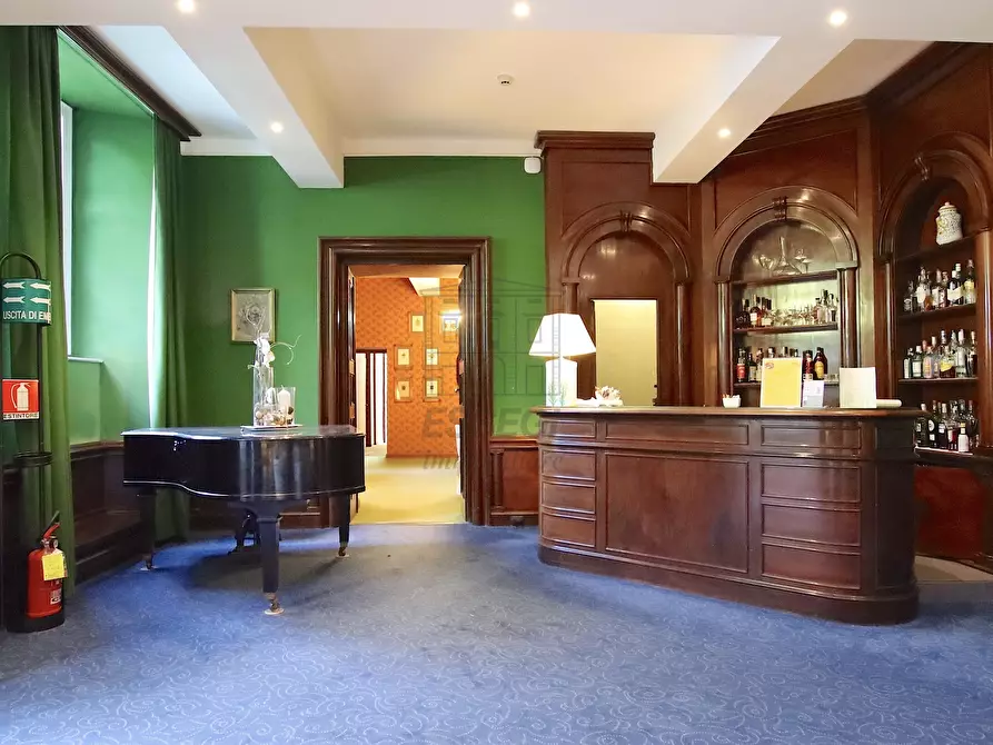 Immagine 15 di Villa in vendita  in Via della Pollicchia 50 a Lucca