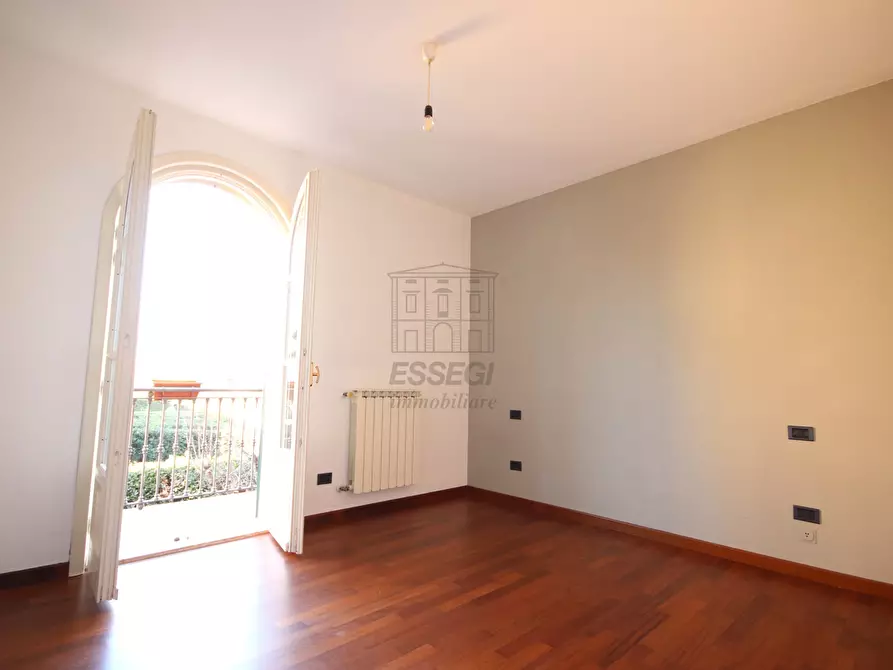 Immagine 11 di Appartamento in vendita  in Via dei Dorini a Lucca