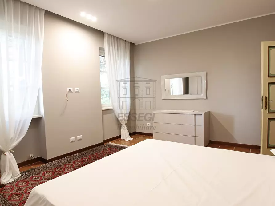 Immagine 33 di Rustico / casale in vendita  a Lucca