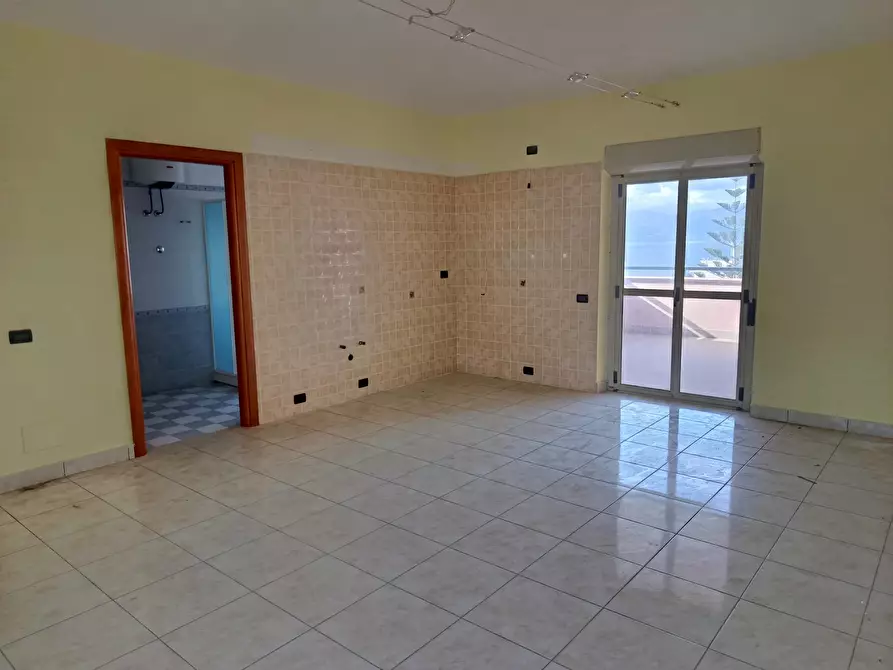 Immagine 12 di Attico in vendita  in via trapezzoli sudVia Trapezzoli Sud San Gregorio a Reggio Di Calabria