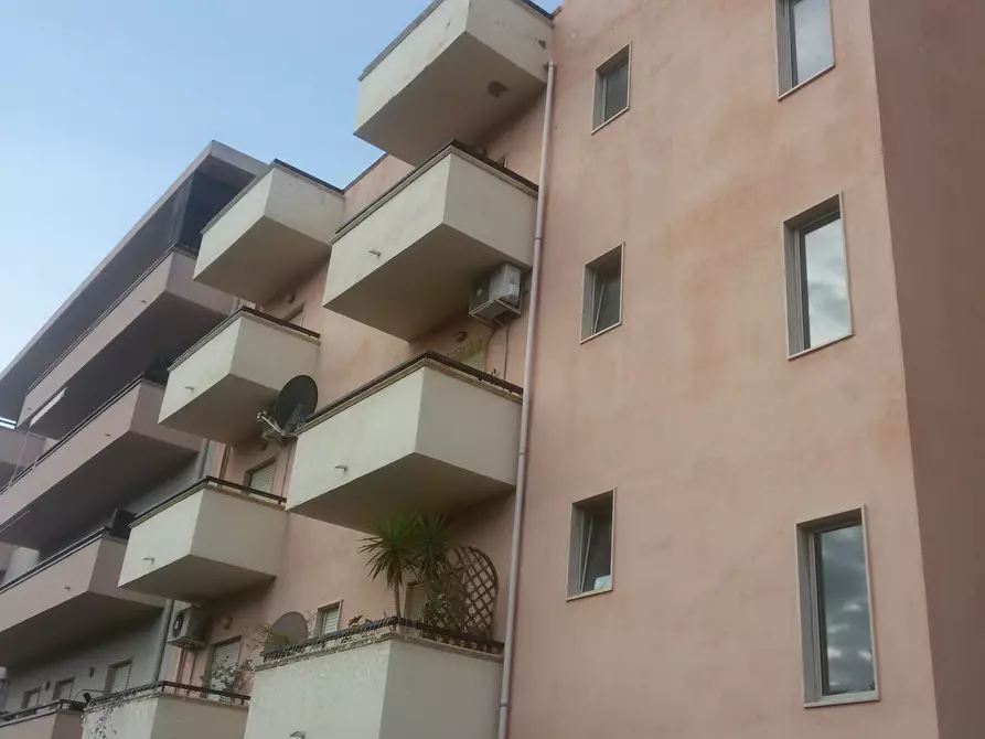 Immagine 1 di Bilocale in vendita  in Via Trapezzoli Sud San Gregorio 40 a Reggio Di Calabria