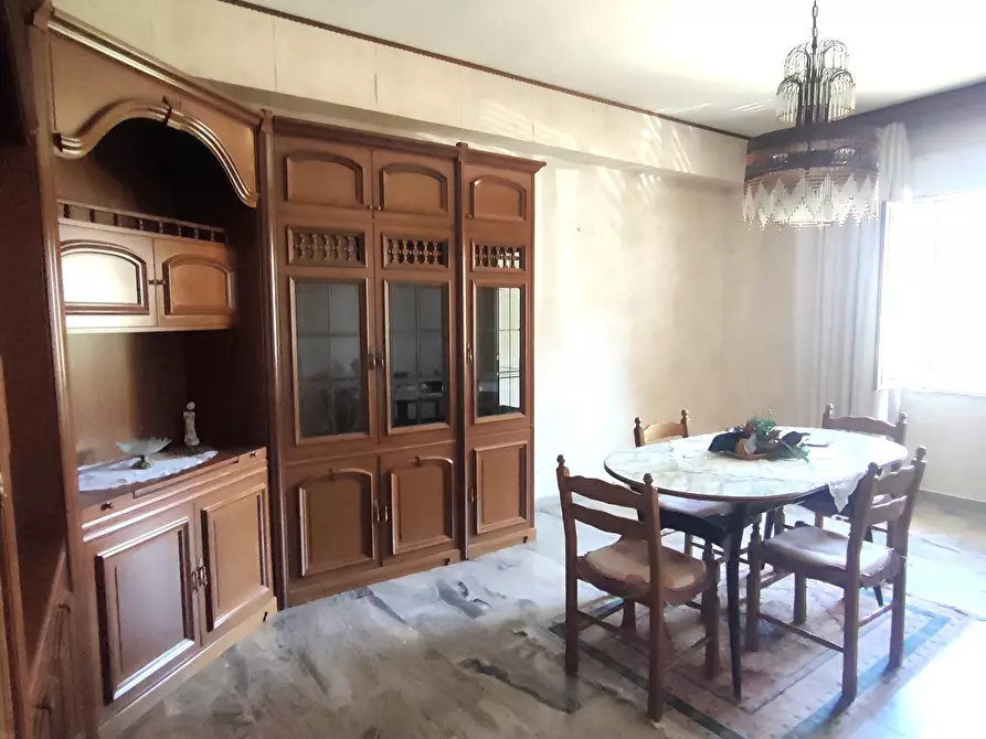 Immagine 2 di Trilocale in affitto  a Bova Marina