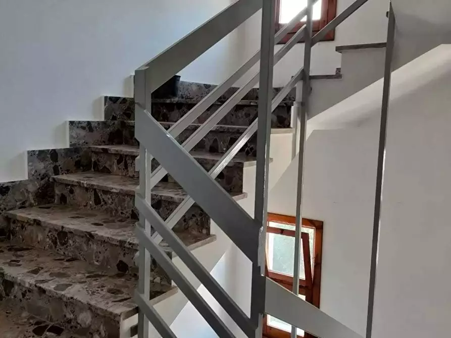 Immagine 11 di Quadrilocale in vendita  in Viale Aldo Moro 4 a Bova Marina