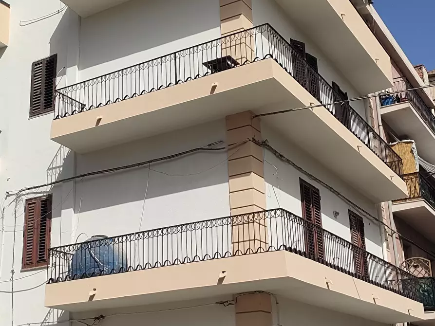 Immagine 15 di Trilocale in vendita  in Via Guglielmo Marconi 9 a Reggio Di Calabria