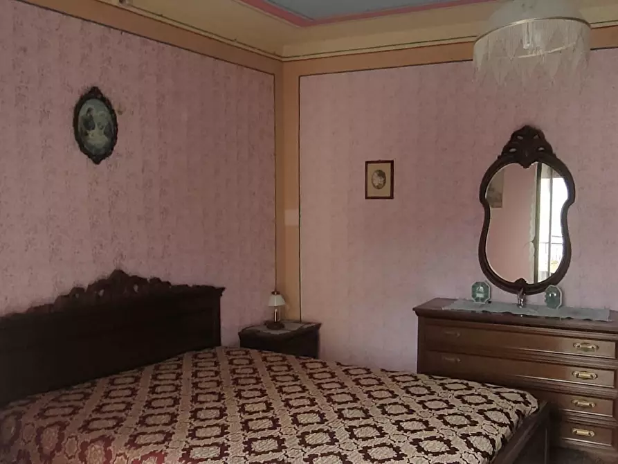 Immagine 13 di Casa indipendente in vendita  in Vico I Machiavelli 7 a Martone