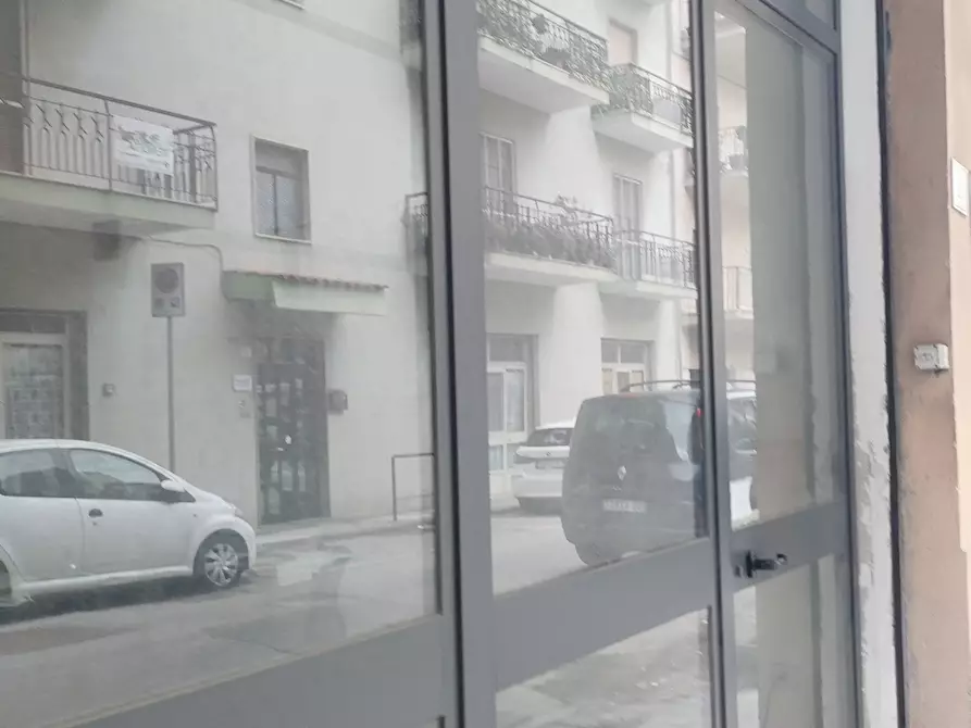 Immagine 2 di Magazzino in vendita  in Viale Aldo Moro Trav. Neri R.C. a Reggio Di Calabria