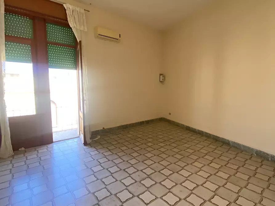 Immagine 8 di Pentalocale in vendita  in Via Paolo Pellicano 21 a Reggio Di Calabria