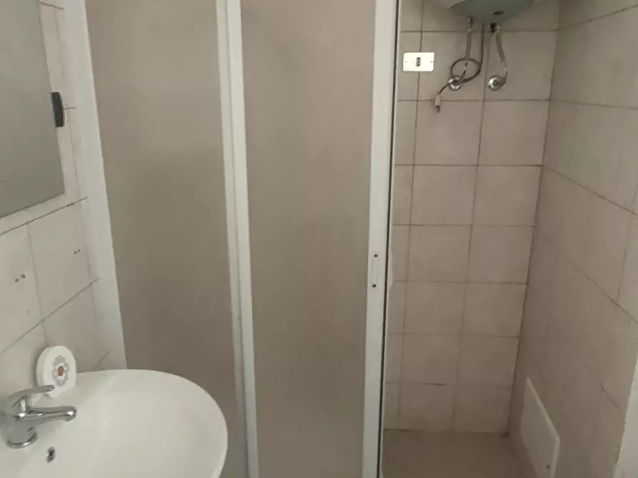 Immagine 11 di Quadrilocale in vendita  in Via Ciccarello 5 a Reggio Di Calabria