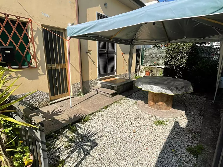 Immagine 1 di Porzione di casa in vendita  in Via Pisanello 59 a Ameglia