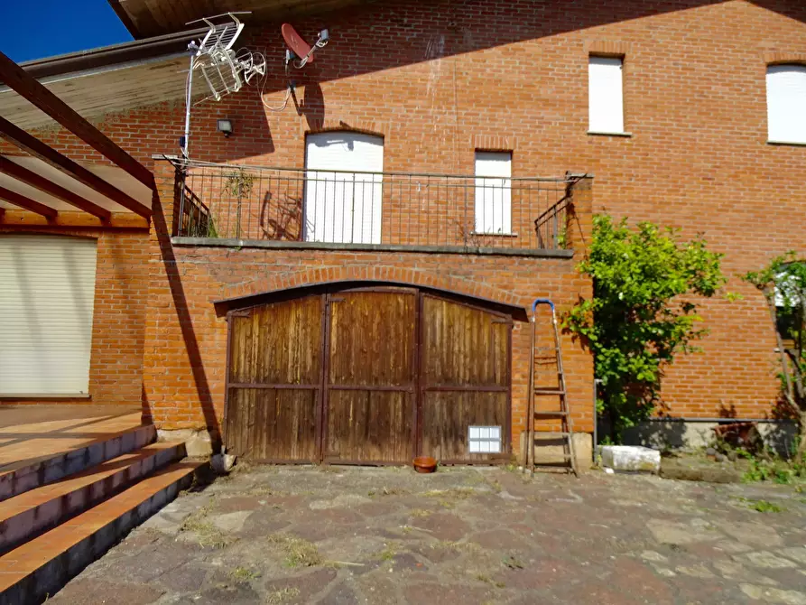 Immagine 22 di Villa in vendita  a Ortonovo