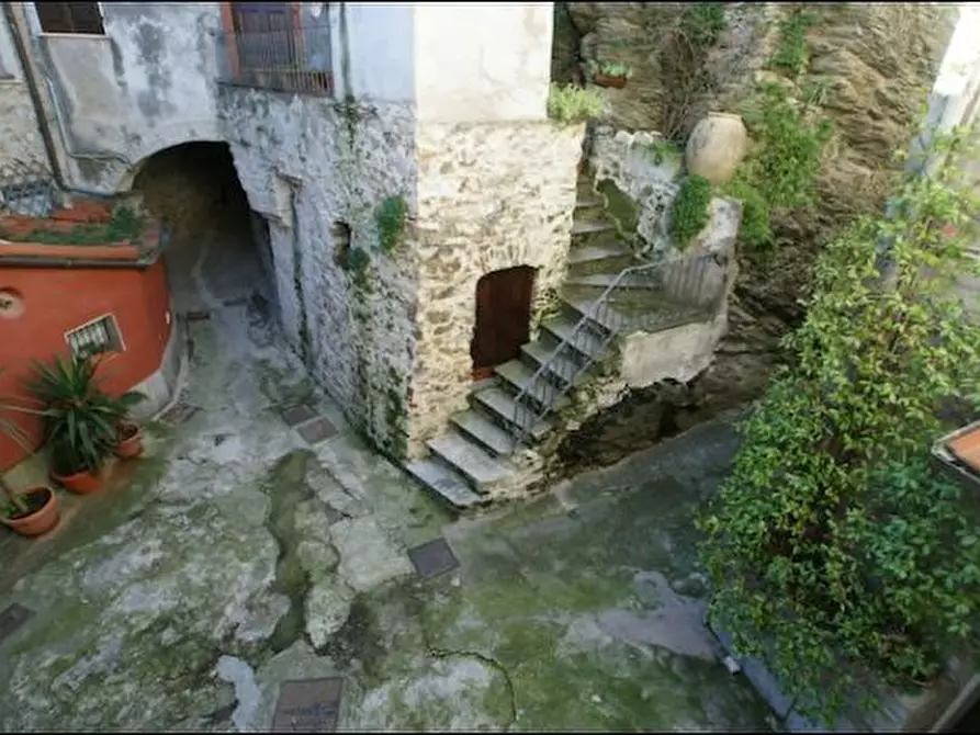 Immagine 8 di Terratetto in vendita  a Vezzano Ligure