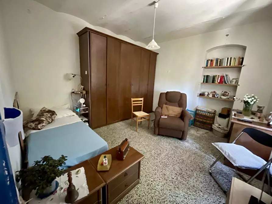 Immagine 5 di Casa bifamiliare in vendita  a Ameglia