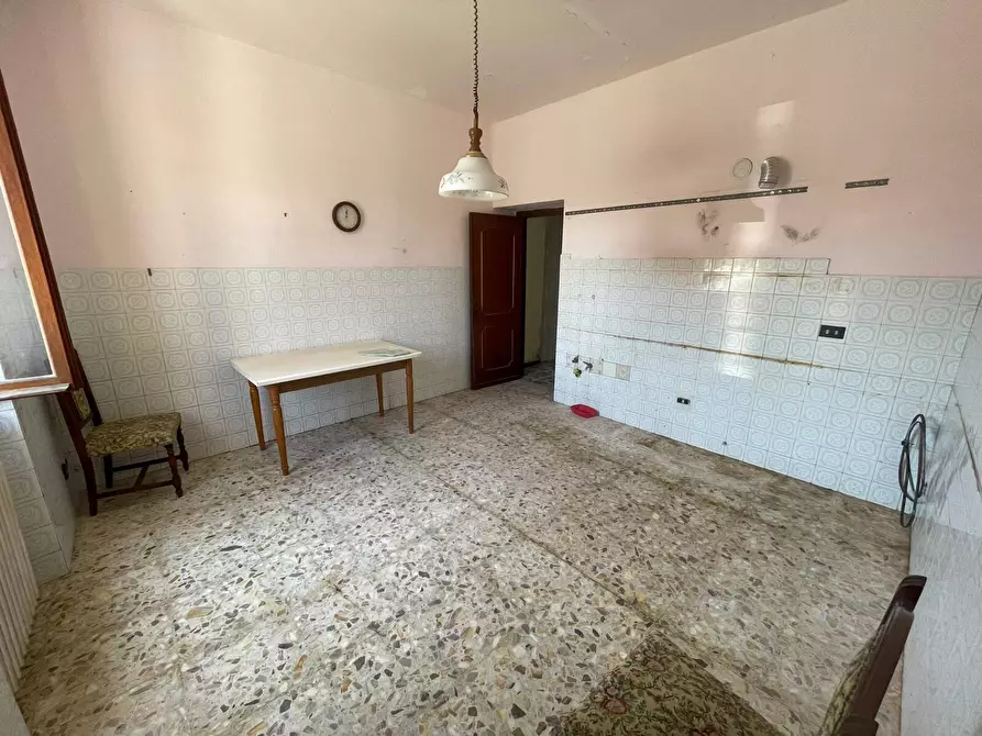 Immagine 12 di Casa semindipendente in vendita  a Ameglia
