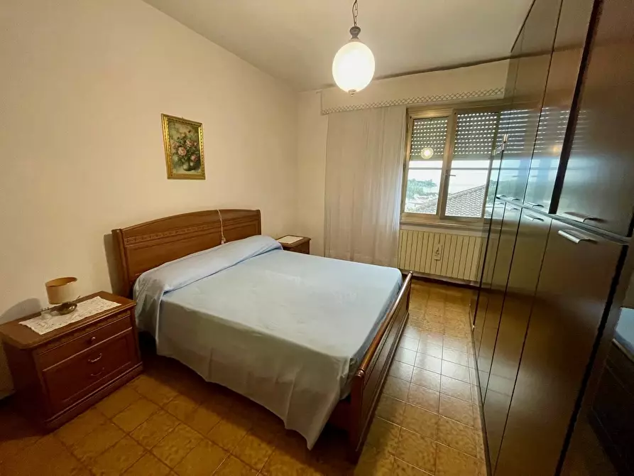 Immagine 7 di Quadrilocale in vendita  a Ameglia