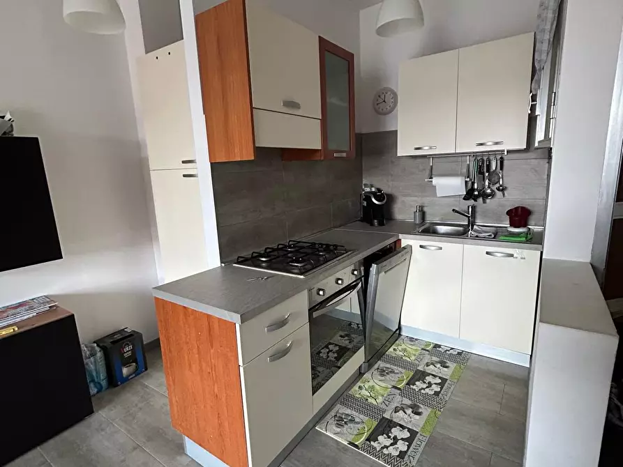 Immagine 7 di Trilocale in vendita  a Ameglia