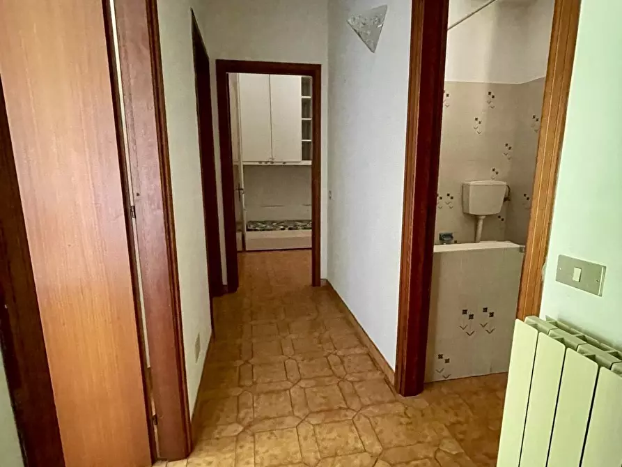 Immagine 12 di Casa semindipendente in vendita  a Ameglia