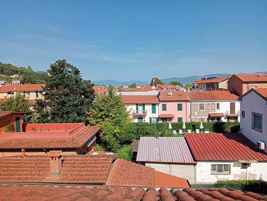 Immagine 21 di Terratetto in vendita  a Ameglia