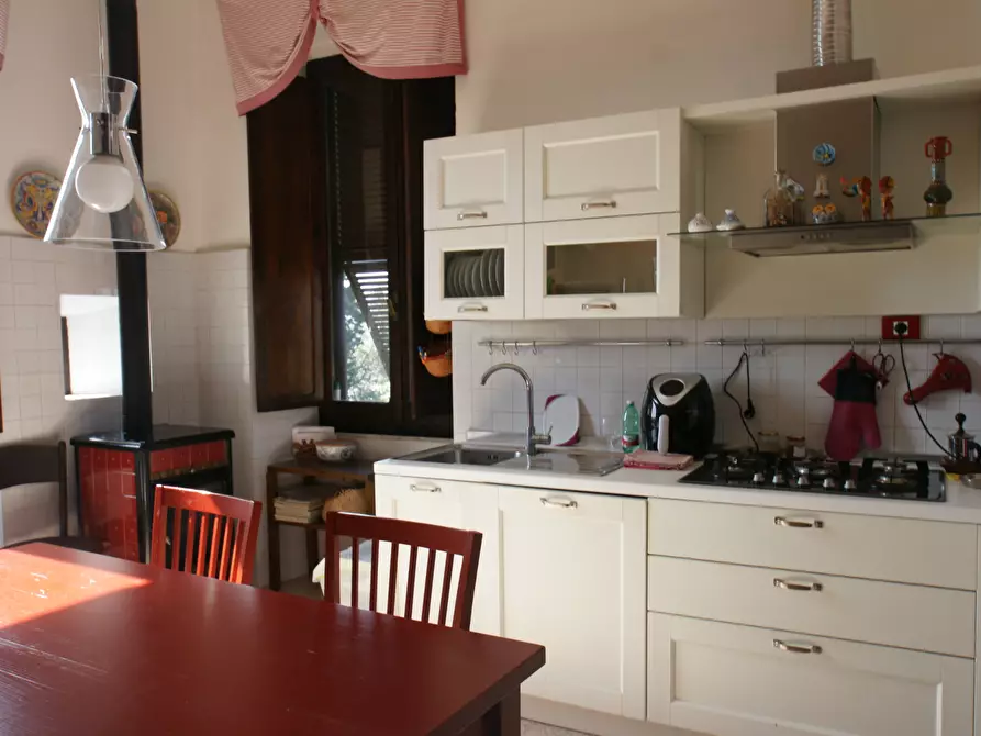 Immagine 10 di Casa trifamiliare in vendita  a Arcola