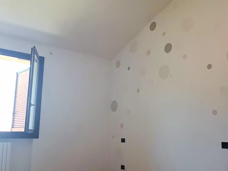 Immagine 16 di Quadrilocale in vendita  a Ameglia