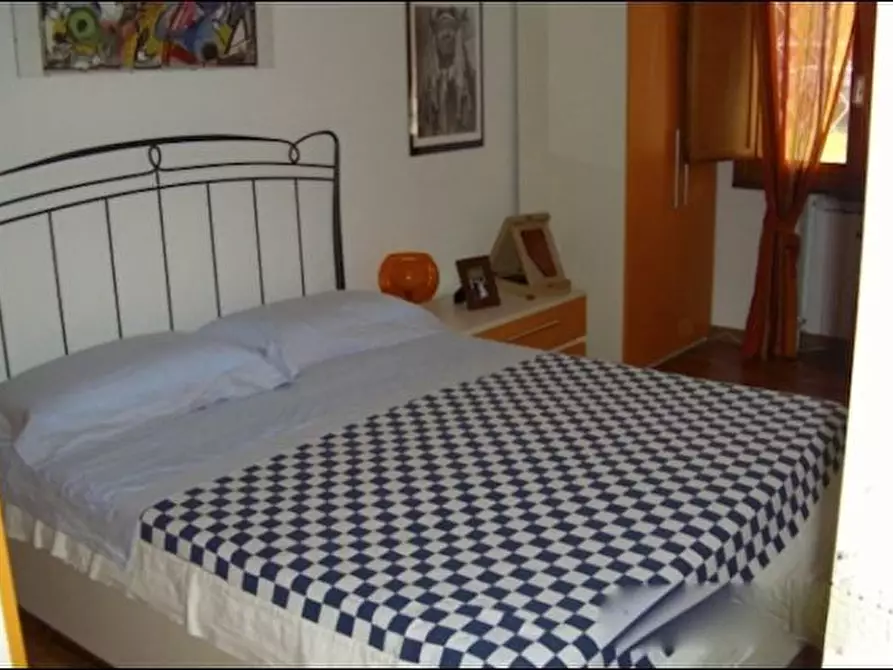 Immagine 15 di Casa semindipendente in vendita  a Ameglia