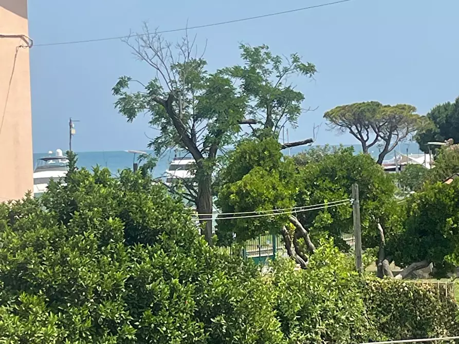 Immagine 24 di Terratetto in vendita  in Via del Mare 9 a Ameglia