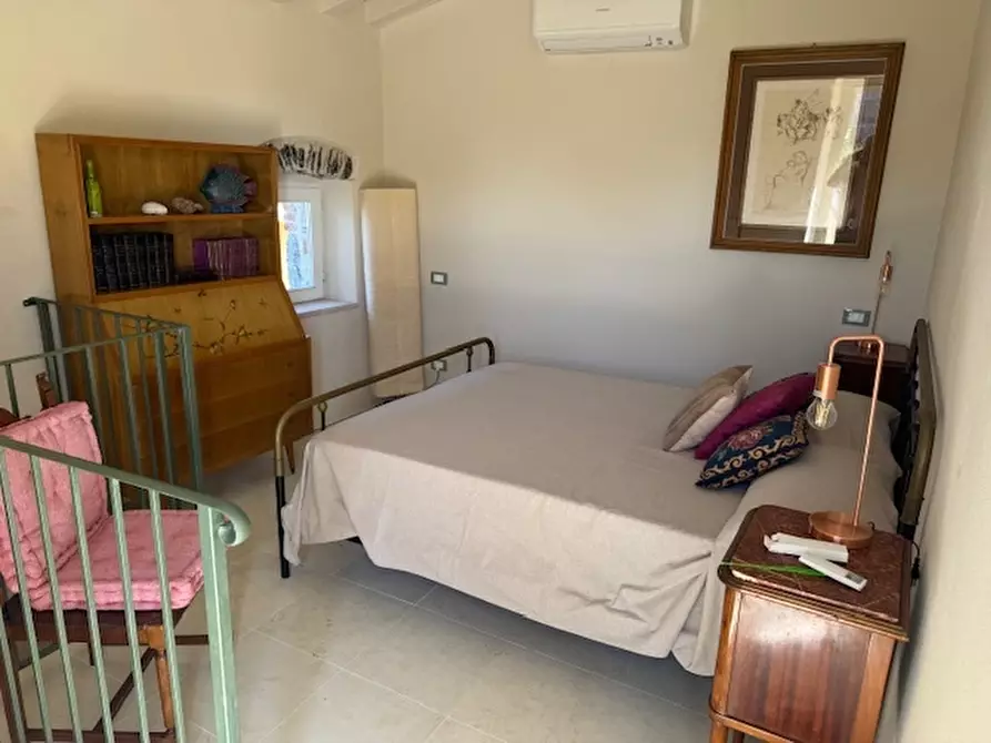 Immagine 7 di Trilocale in affitto  a Ameglia