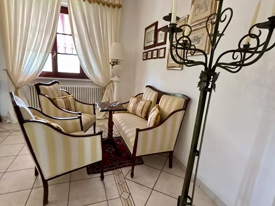 Immagine 13 di Casa semindipendente in vendita  a Carrara