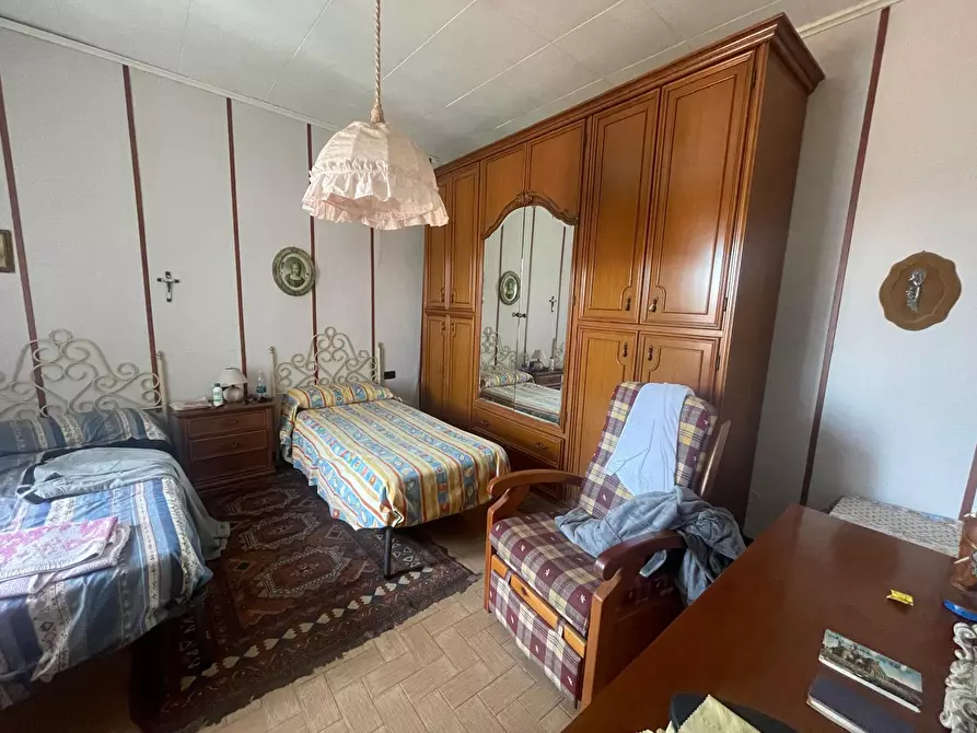 Immagine 13 di Casa indipendente in vendita  a Ameglia