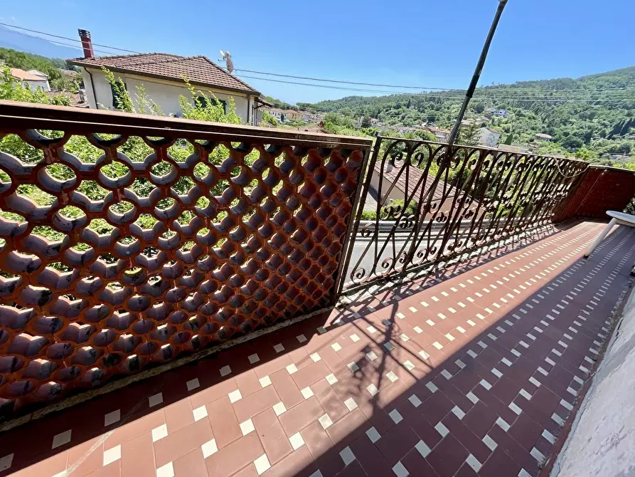 Immagine 19 di Casa bifamiliare in vendita  a Ameglia