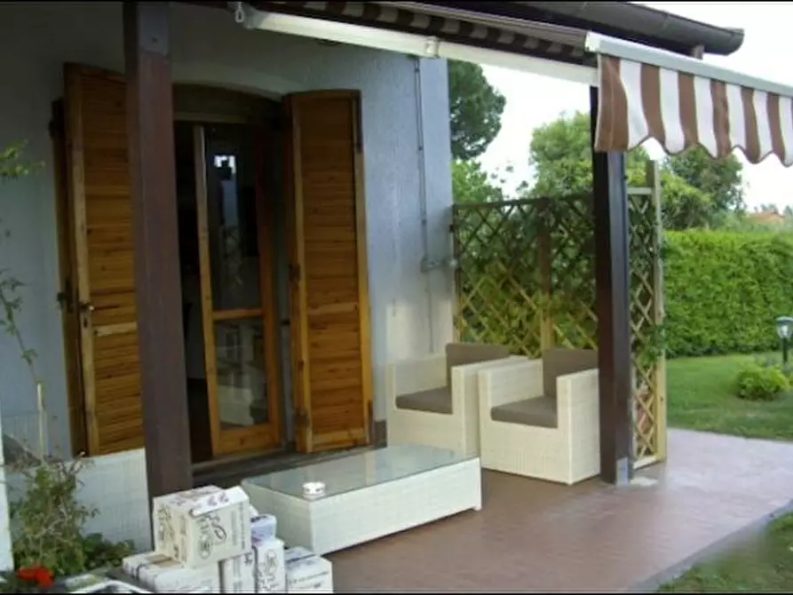 Immagine 4 di Casa semindipendente in vendita  a Ameglia