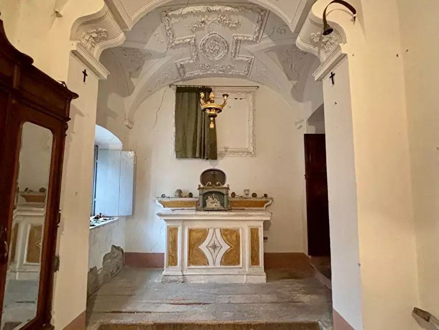 Immagine 15 di Villa in vendita  a Castelnuovo Magra