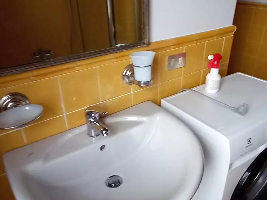 Immagine 40 di Terratetto in vendita  in Via Nuova 1 a Ameglia