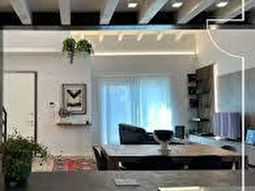 Immagine 5 di Villa in affitto  in Via della Cisa a Santo Stefano Di Magra