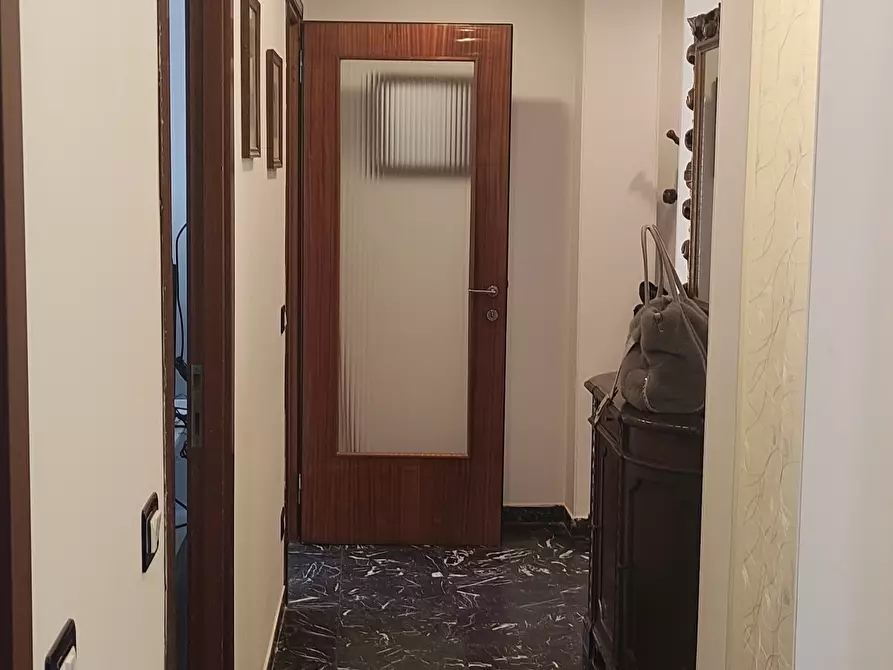 Immagine 5 di Appartamento in affitto  a La Spezia