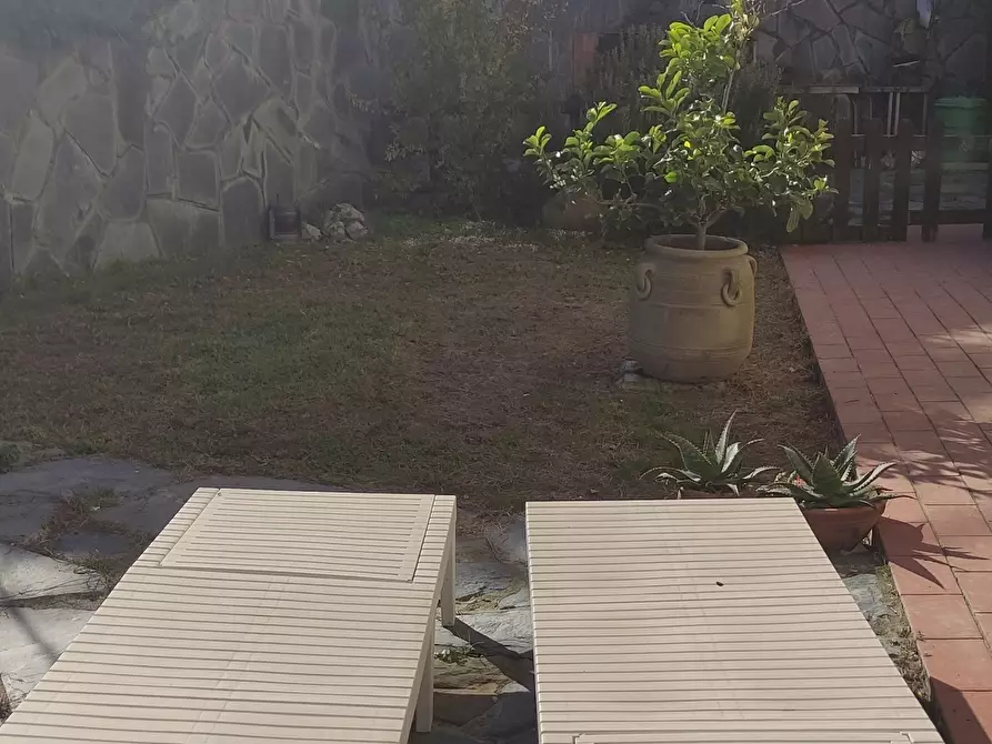 Immagine 28 di Casa semindipendente in vendita  in Via Valle 8 a Vezzano Ligure