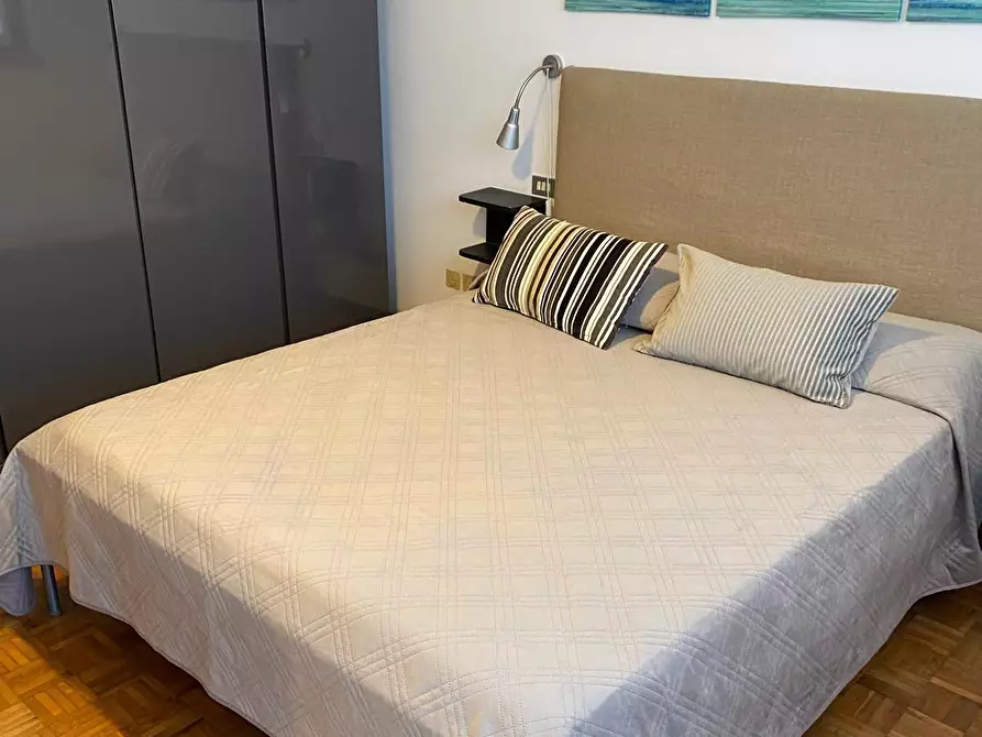 Immagine 14 di Villetta a schiera in affitto  in Via delle Pinete a Massa